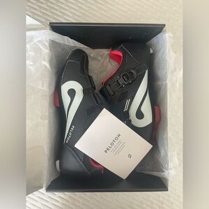 Peloton Black, White and Red Cycling Shoes with cleats & box 42